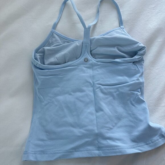 Lululemon Power Y Tank Size 6 Baby Powder Blue - Picture 2 of 2